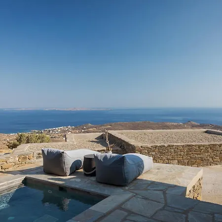 Vivian Horizon * Tinos